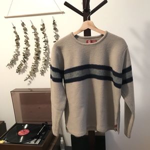 GUESS Oversized Sweater